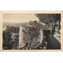 8 cpa 02 CHATEAU-THIERRY. Promenade Tour du Roy, Ru Bois Pierre, Eglise St-Crépin, rue St-Pierre Porte St-Jean