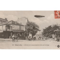 93 NOISY-LE-SEC. Café de la Gare rue de la Forge et dirigeable 1912