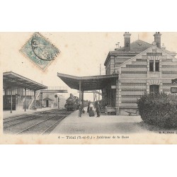 78 TRIEL SUR SEINE. Arrivée du Train en Gare avec locomotive à vapeur 1905