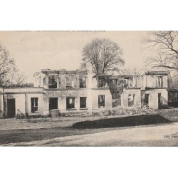 02 BRUMETZ. Le Château détruit par les Allemands en 1914