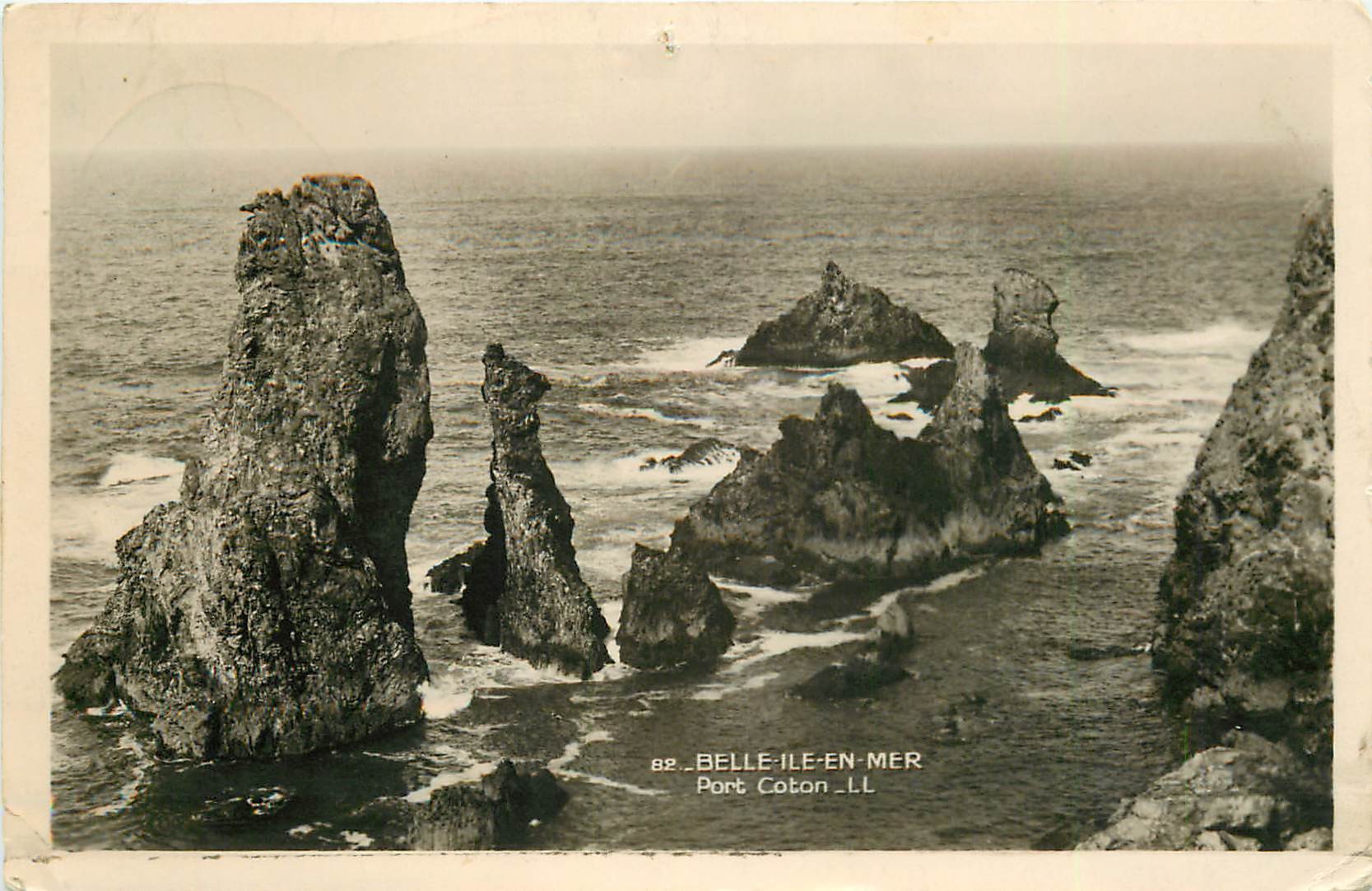 56 BELLE-ILE-EN-MER. Port Coton 1951