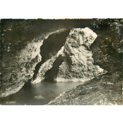 Photo Cpsm Cpm grand format 56 BELLE ILE-EN-MER. Grotte Apothicaire. Tampon Camping Camp des Pilotins