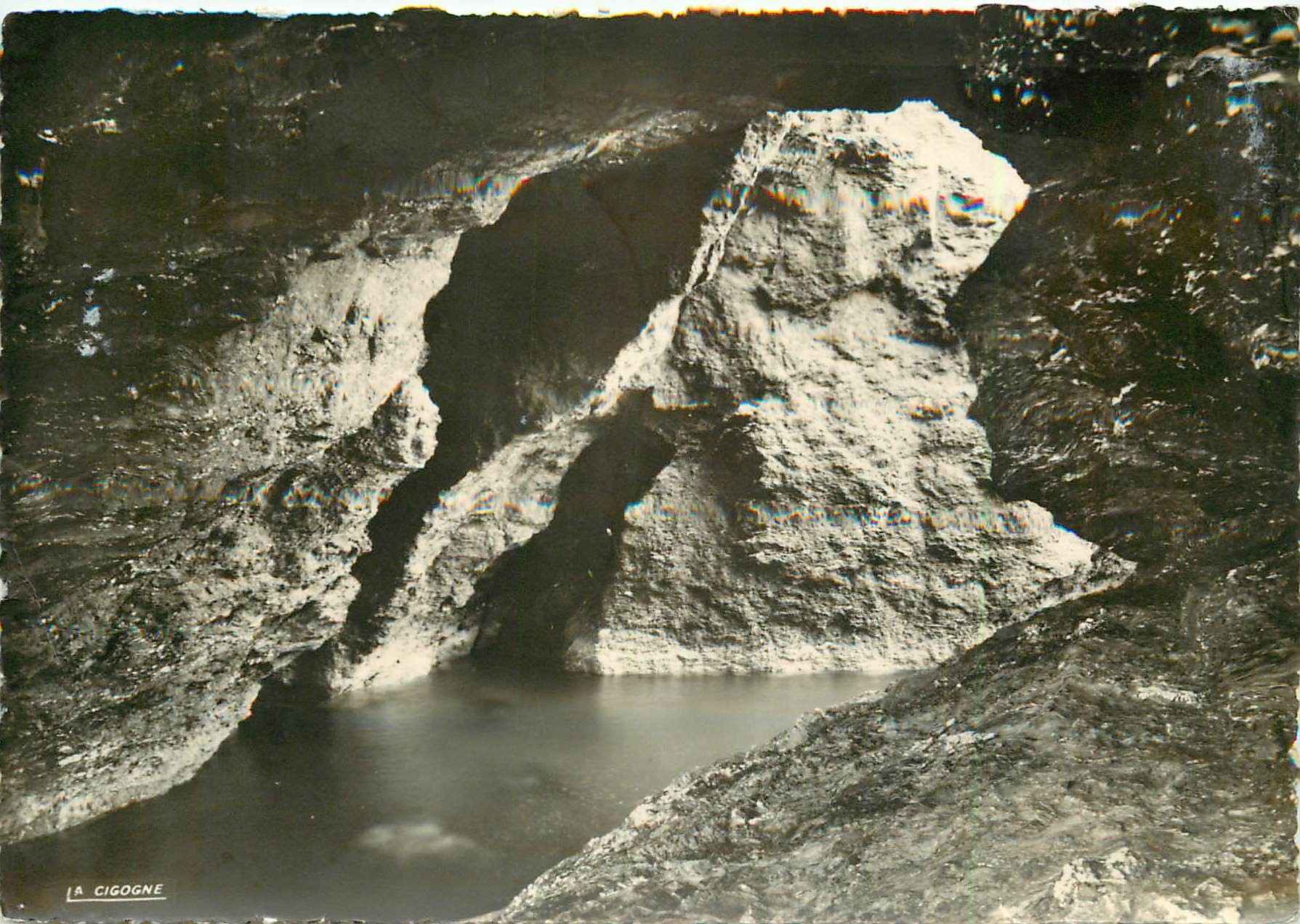 Photo Cpsm Cpm grand format 56 BELLE ILE-EN-MER. Grotte Apothicaire. Tampon Camping Camp des Pilotins