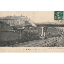 08 MOHON. Locomotive à vapeur près du Pont du Chemin de Fer 1912