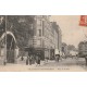 94 VILLENEUVE-SAINT-GEORGES. Attelage devant le magasin Singer Place de la Gare et Hôtel de Ville 1913