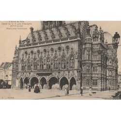 62 ARRAS. Façade de l'Hôtel de Ville 1911