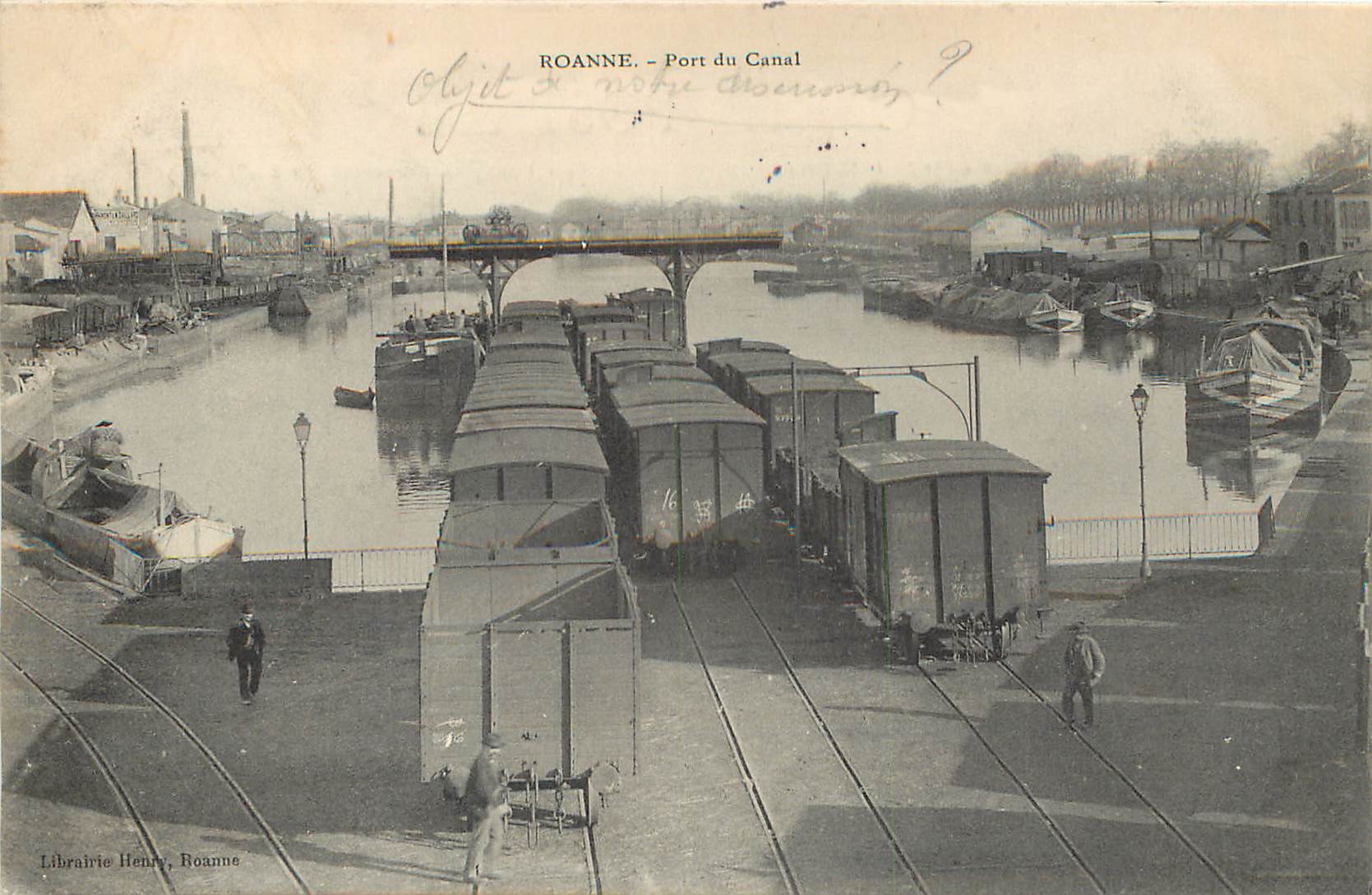 42 ROANNE. Nombreux wagons et péniches sur le Port du Canal 1906