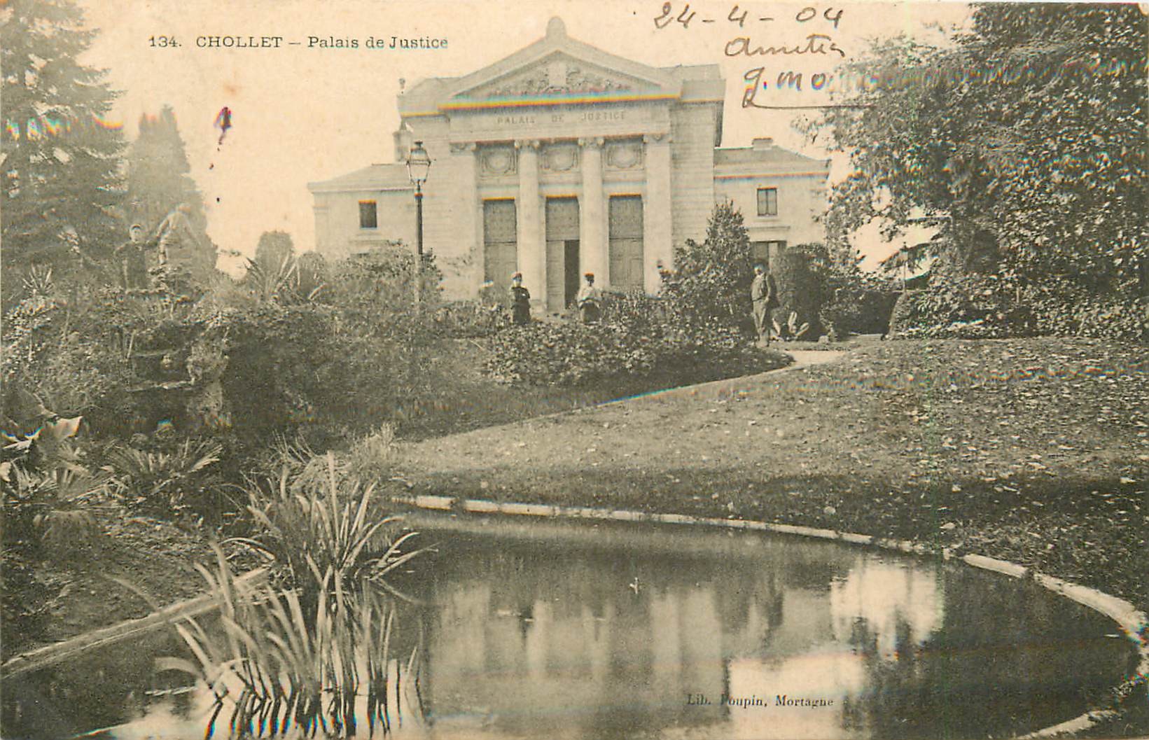 49 CHOLET. Palais de Justice animation 1904 (rare avec faute d'orthographe dans le titre "CHOLLET")...