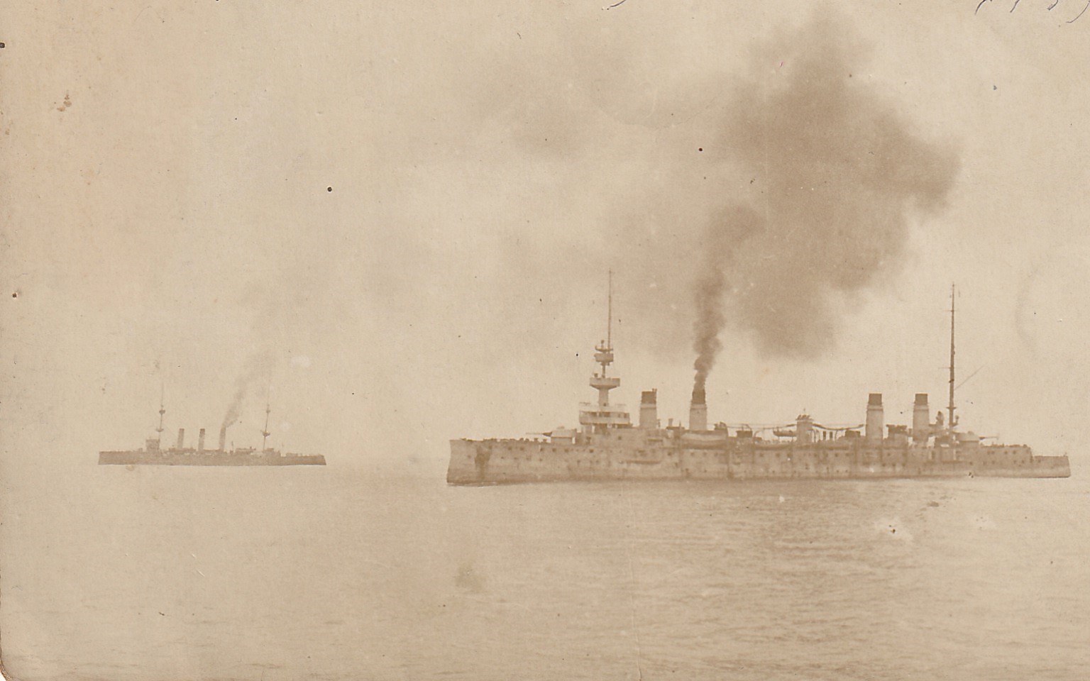 RARE Photo cpa Île Samoa Croiseur "LE MONTCALM" et "ENCOUNTER" 1915