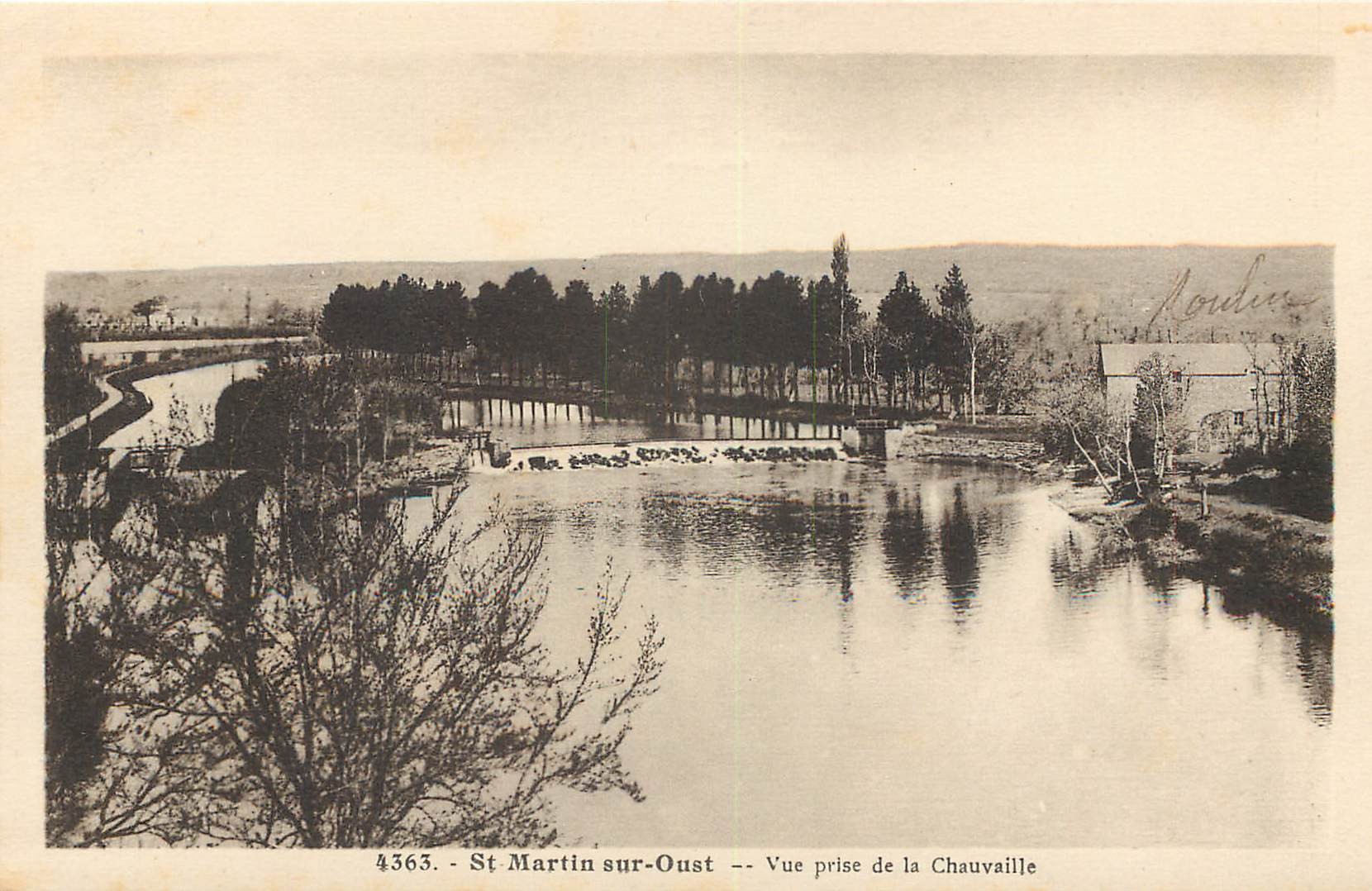 56 SAINT-MARTIN-SUR-OUST. Vue prise de la Chauvaille