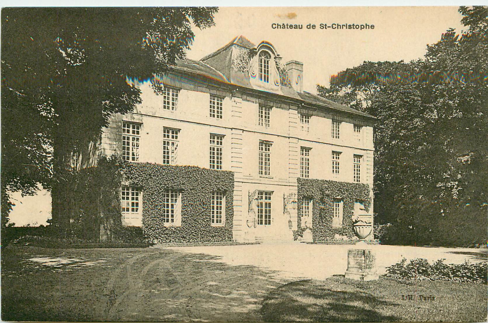 17 CHATEAU DE SAINT-CHRISTOPHE. Le Parc
