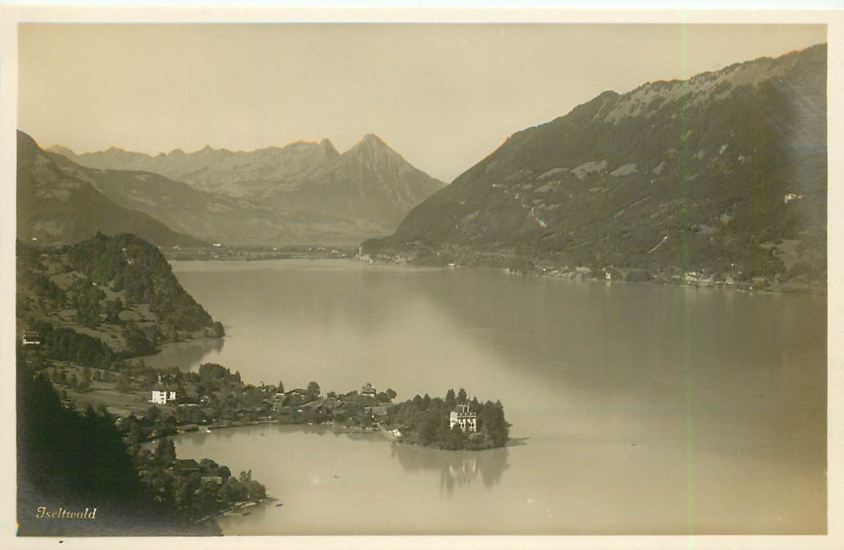 Zwitserland Suisse Schweiz BE Iseltwald und See