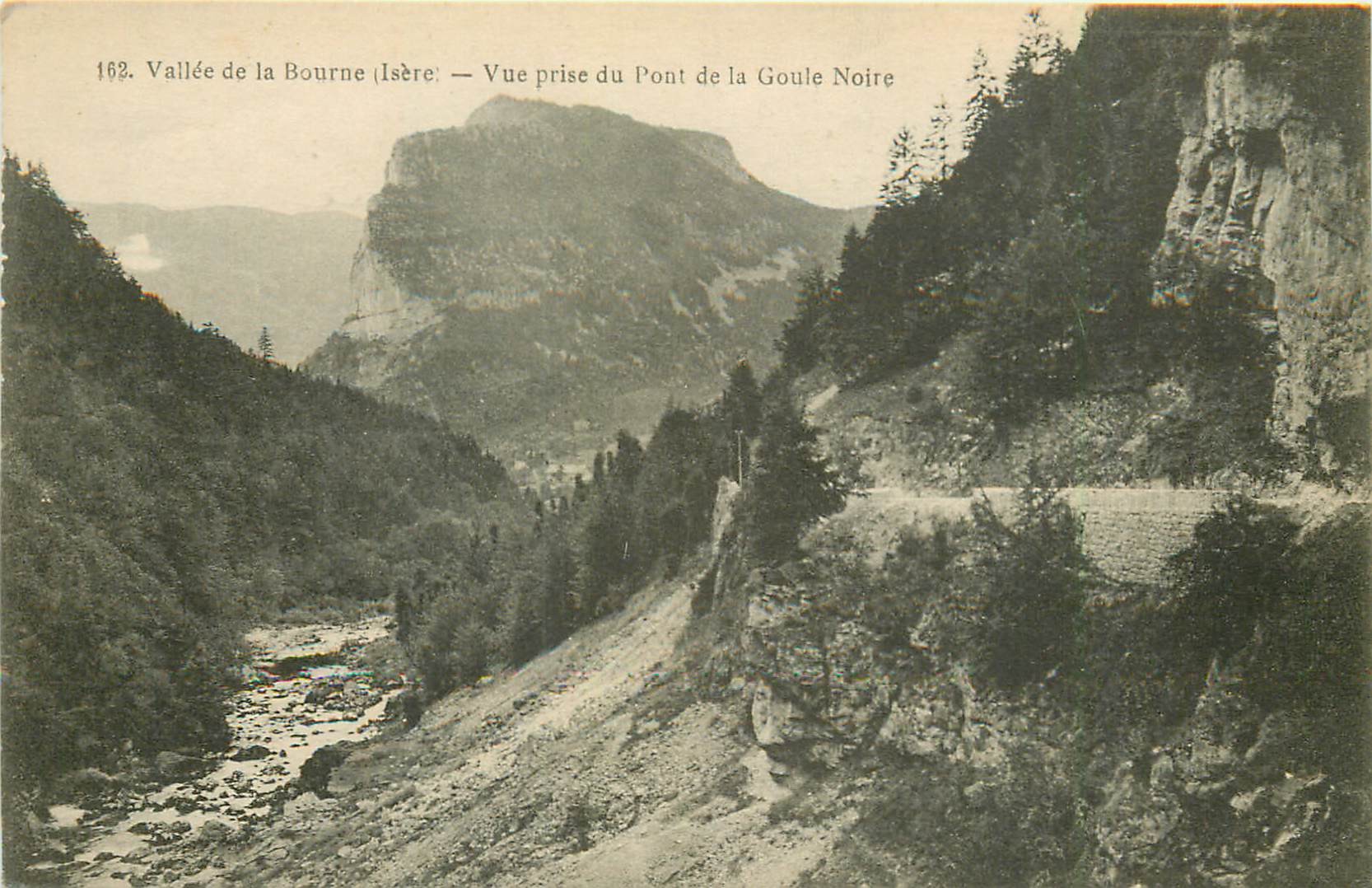 38 VALLEE DE LA BOURNE. Vue prise du Pont de la Goule Noire