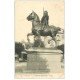 carte postale ancienne 22 DINAN. Place et Statue Duglesclin 43 1906