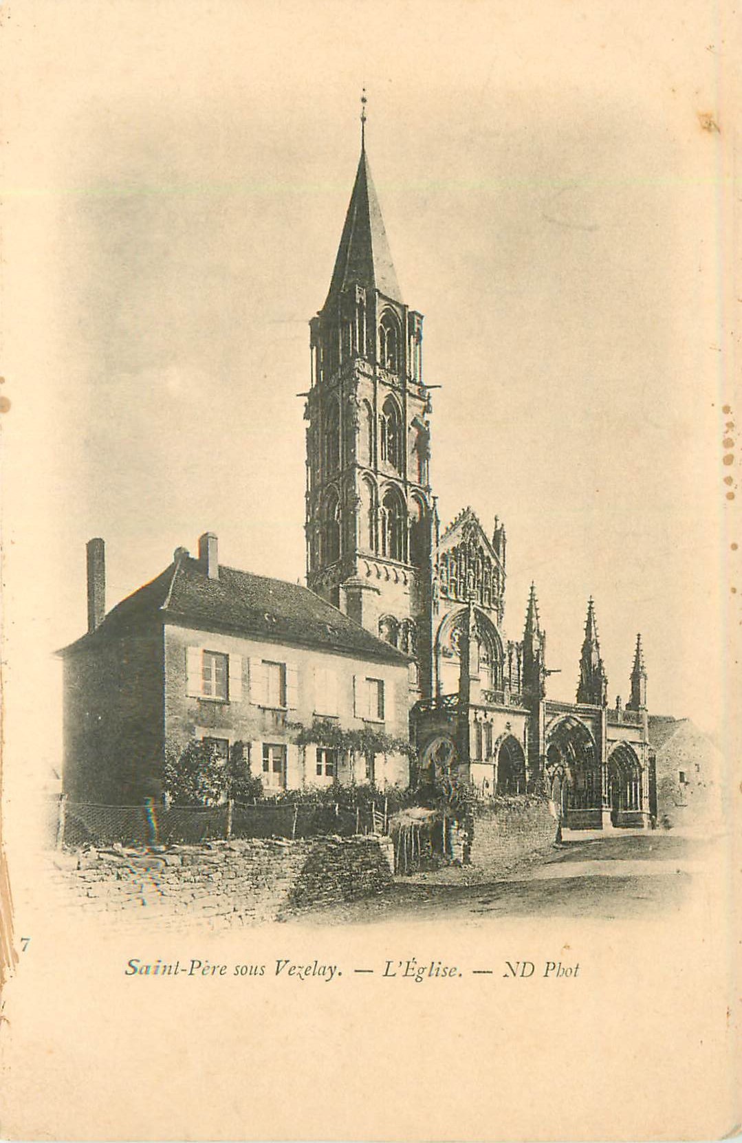 89 SAINT-PERE SOUS VEZELAY. L'Eglise