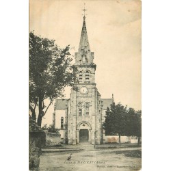 03 MAZIRAT. Canard devant l'Eglise....