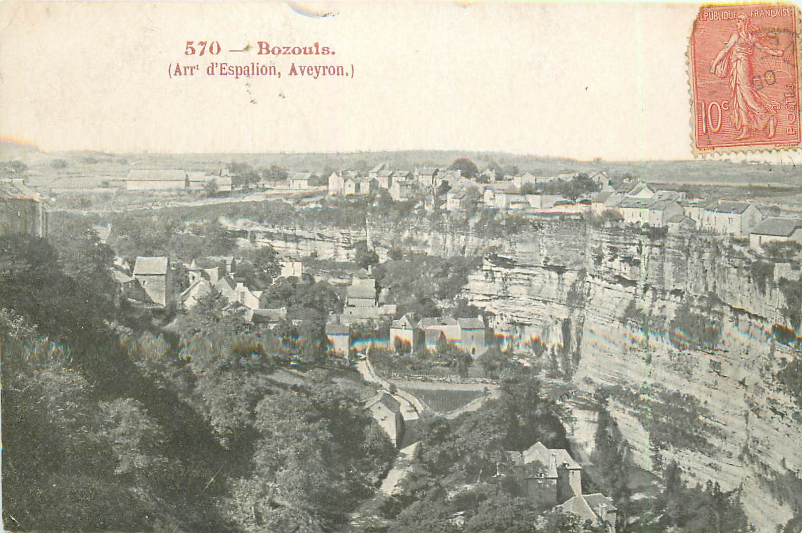 12 BOZOULS. Le Village 1905