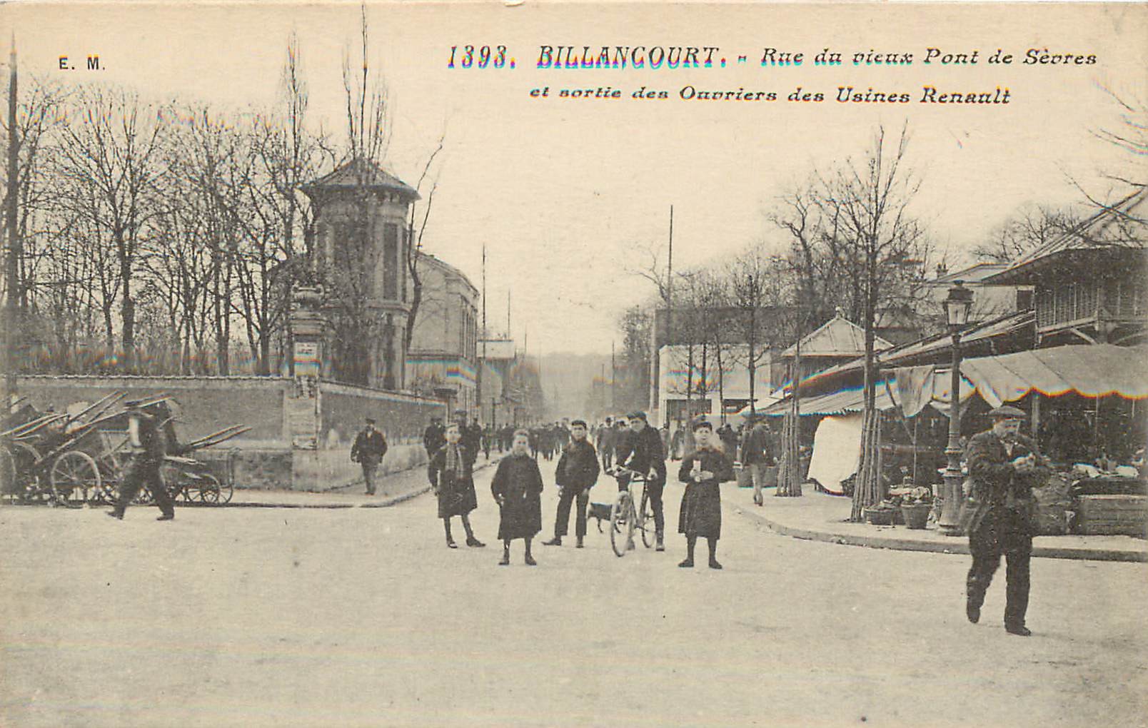 92 BILLANCOURT. Rue du Vieux Pont de Sèvres et Sortie des ouvriers des Usines Renault 1919
