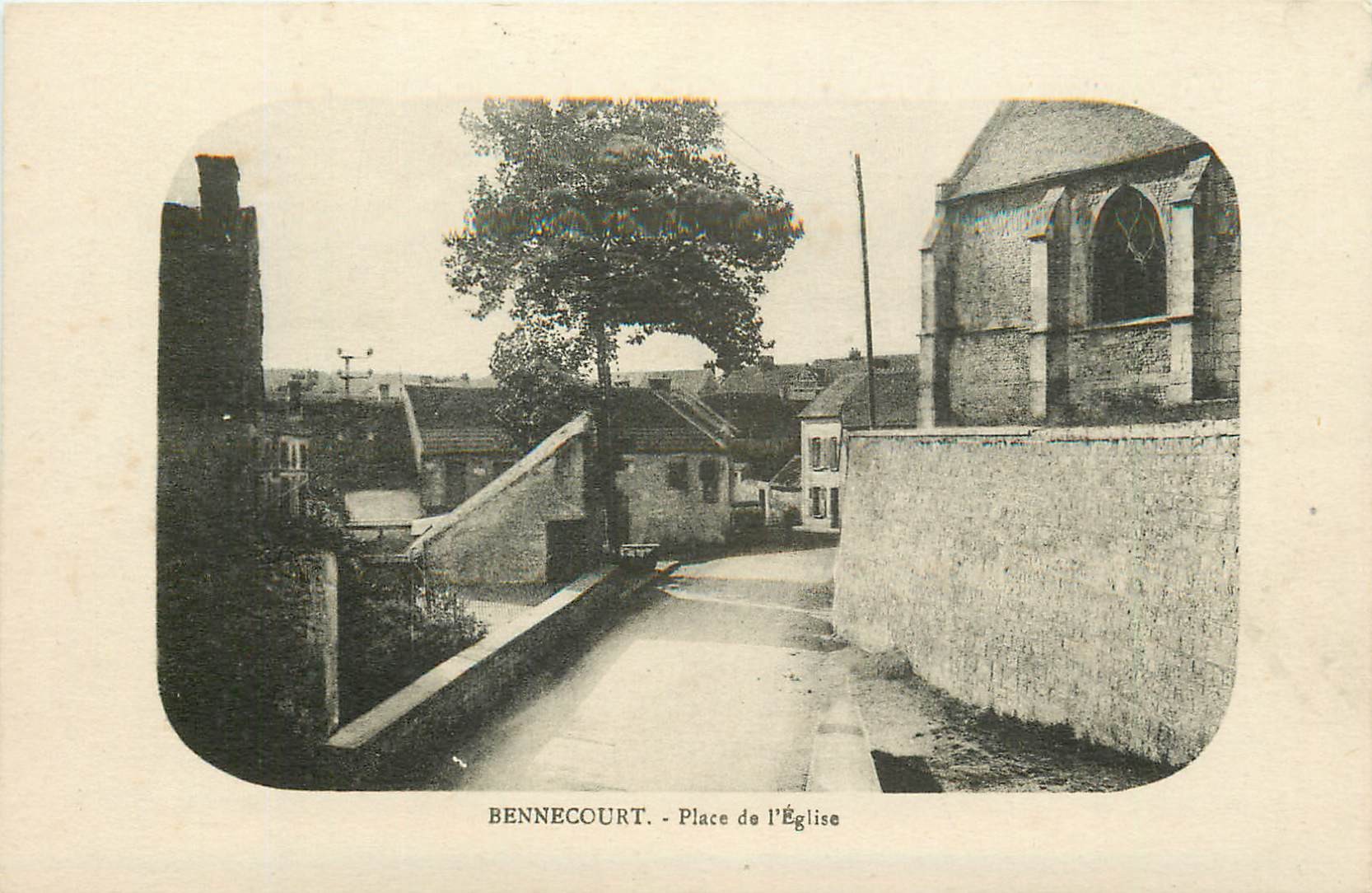 78 BENNECOURT. Place de l'Eglise