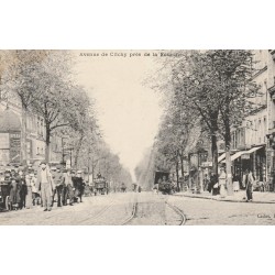 PARIS XVII° Avenue de Clichy près de la Fourche bien animée