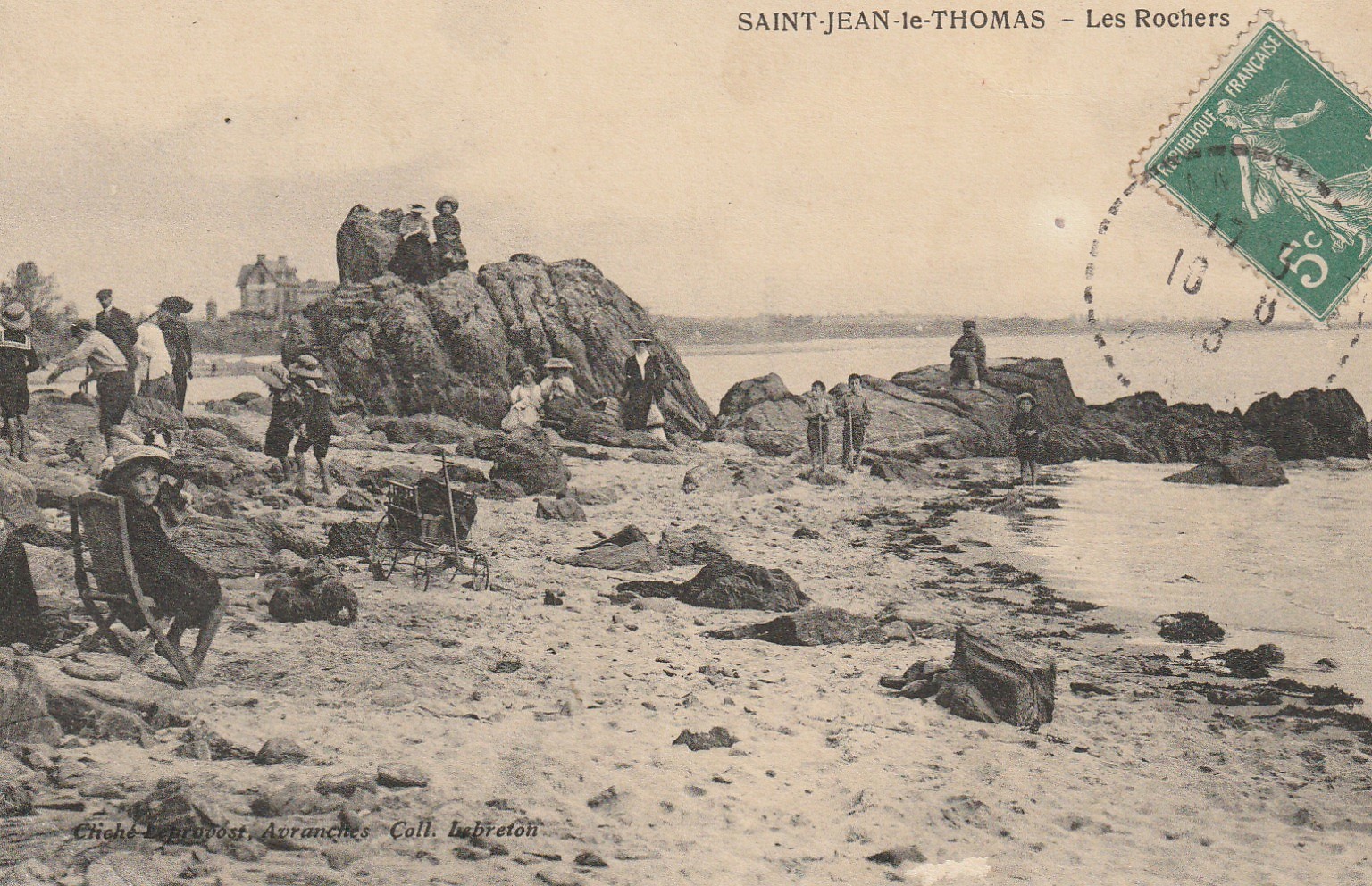 50 SAINT-JEAN-LE-THOMAS. Les Rochers belle animation 1913
