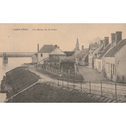 45 SAINT-PERE. Les Bords de la Loire avec Pont et Eglise