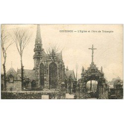 carte postale ancienne 22 GOUESNOU. Eglise et Arc de Triomphe 1929