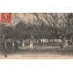 63 VIC-LE-COMTE. Promenade de la Molière bien animée 1907