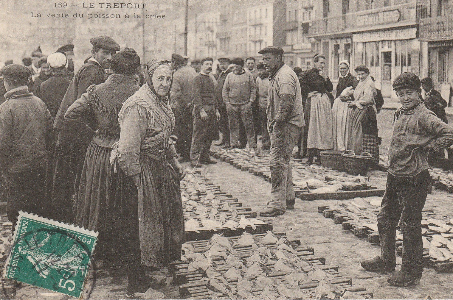 76 LE TREPORT. Marchands pour la vente de poisson à la Criée 1911