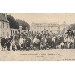 77 CHAMPS. La Pension Bernon du Raincy en excursion 1905