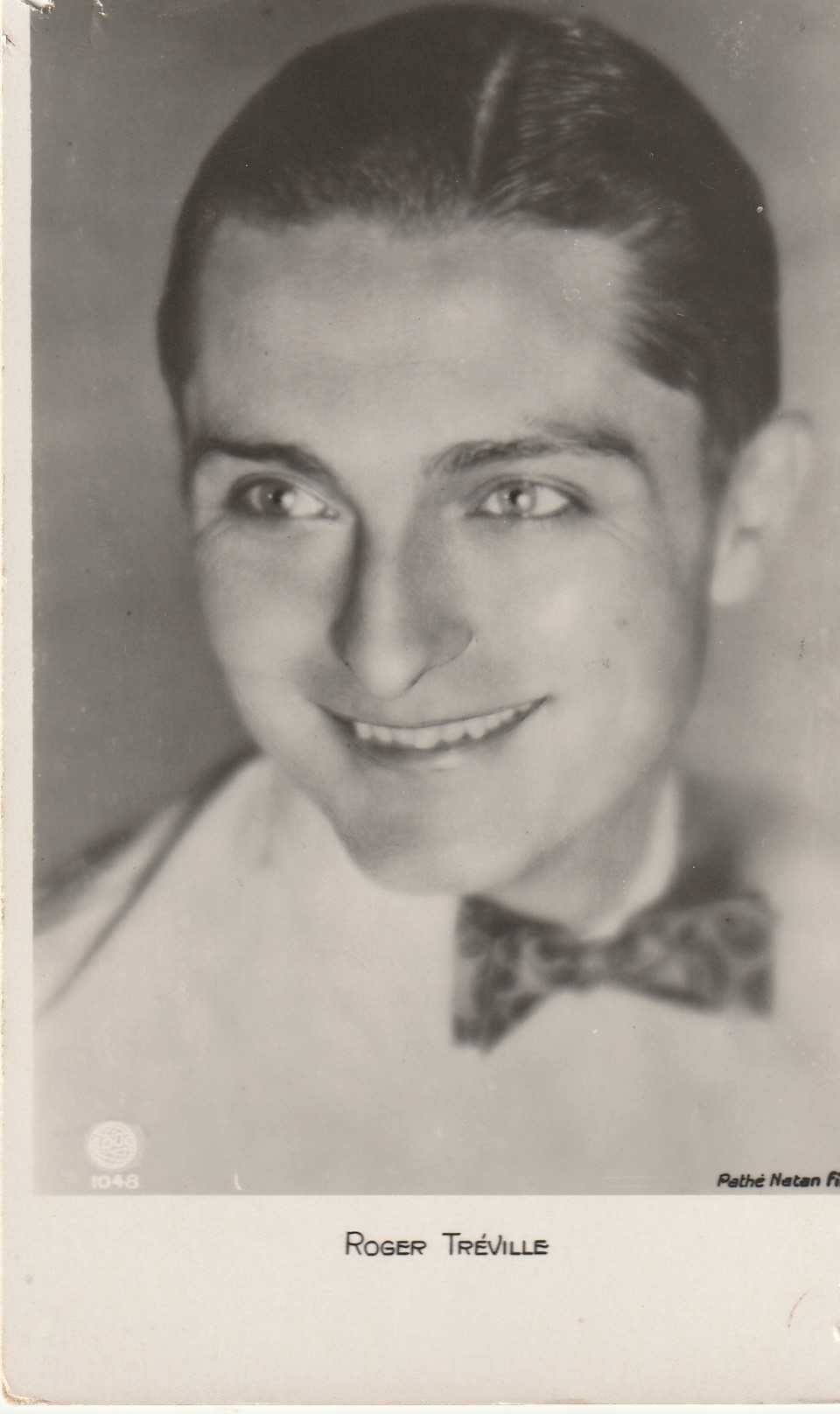 Photo cpsm petit format ARTISTE Comédien Roger TREVILLE