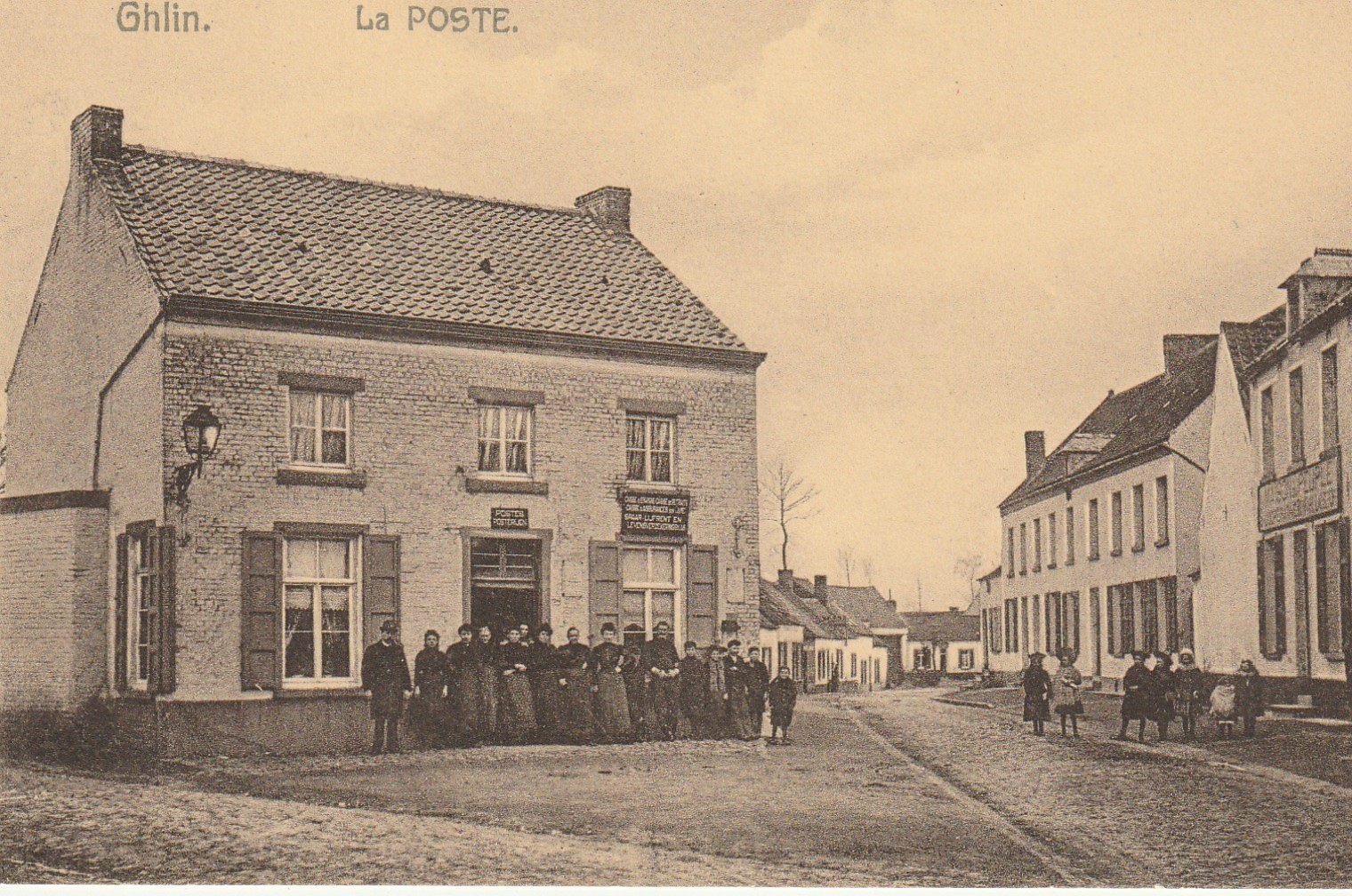 Belgique GHLIN. La Poste grosse animation