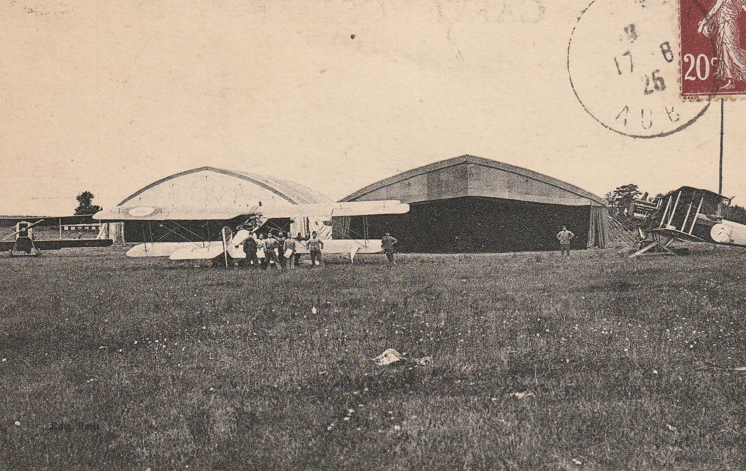 10 PLANCY. Camp d'Aviation de la Perthe avec biplaneurs 1926