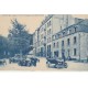 29 PONT-AVEN. Voitures anciennes devant Hôtel des Ajoncs d'Or et annexe Hôtel Julia