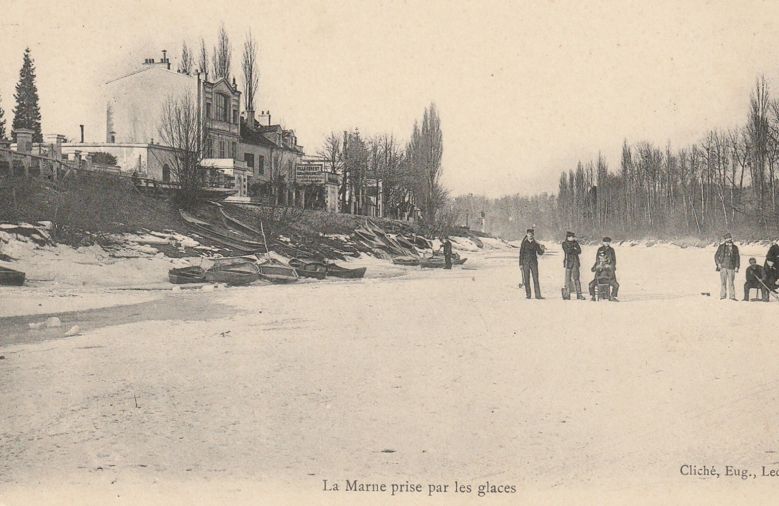 94 La Marne prise par les glaces avec personnages dessus...