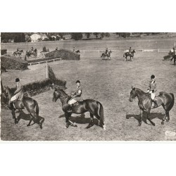 Photo cpsm petit format 88 VITTEL. Le Grand prix hippique 1958