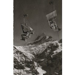 Photo cpsm petit format Suisse SESSSELBAHN GRINDELWALD-FIRST 1955 télésièges en Montagne