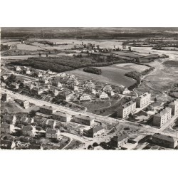 Photo Cpsm grand format 71 LE CREUSOT. Vue aérienne Blocs Cité Etat 1955