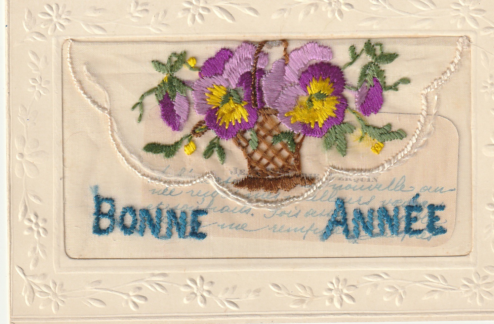 FANTAISIE. Carte brodée fil de soie sur voile. Fleurs Bonne Année