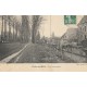 77 CRECY-EN-BRIE. Les Promenades avec gendarme sur le Pont en bois 1931