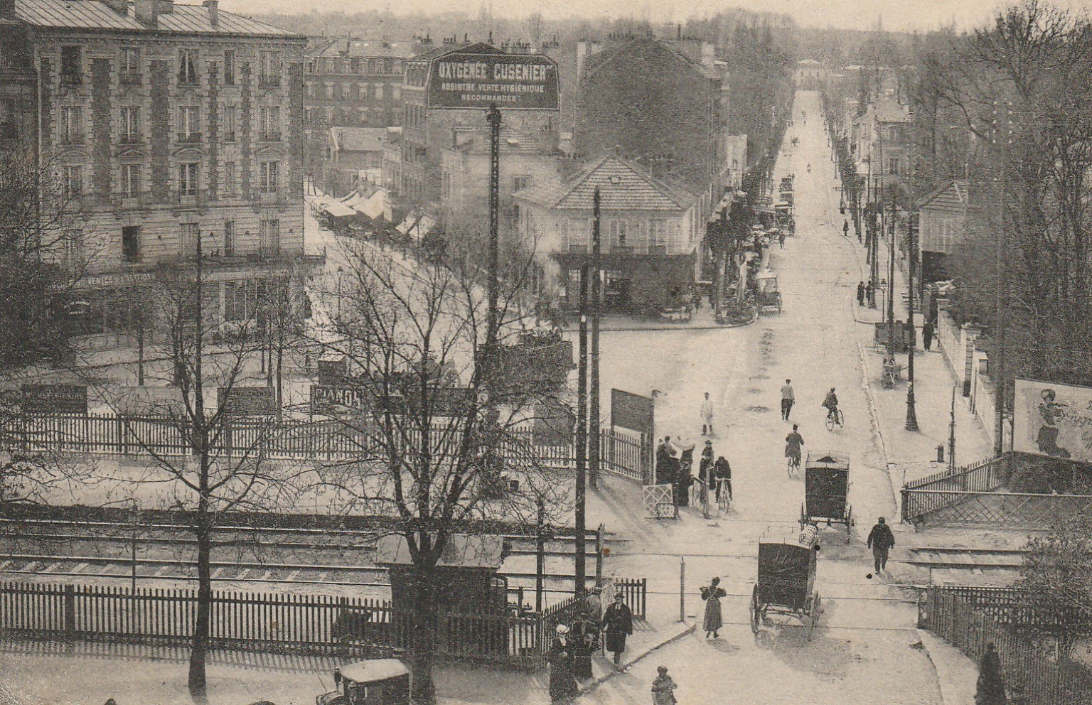 93 VILLEMOMBLE. Passage à niveau et avenue de Raincy 1907