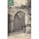 80 SAINT-VALERY-SUR-SOMME. Porte de l'Abbaye animée 1923