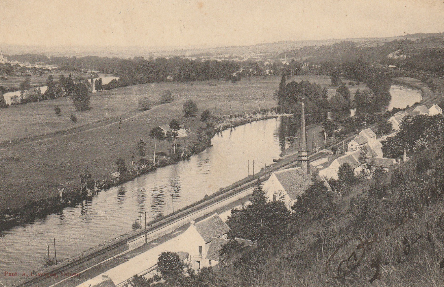 78 JEUFOSSE. Bonnières et Bennecourt tampon militaire...