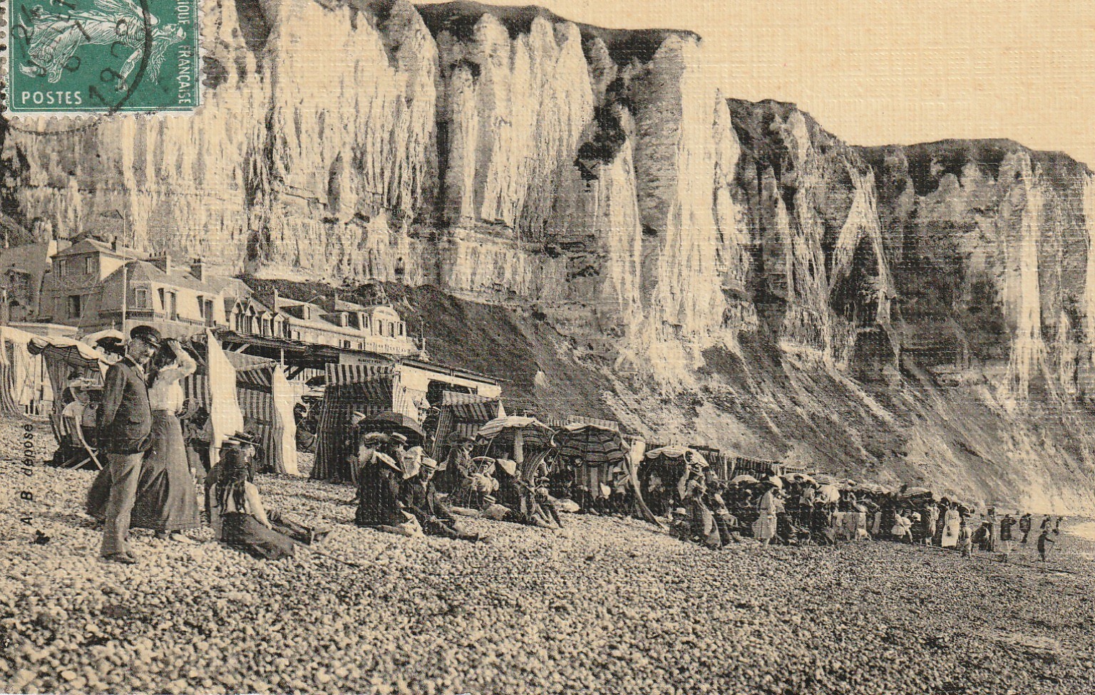 76 LE TREPORT. Les Falaises et la Plage 1908