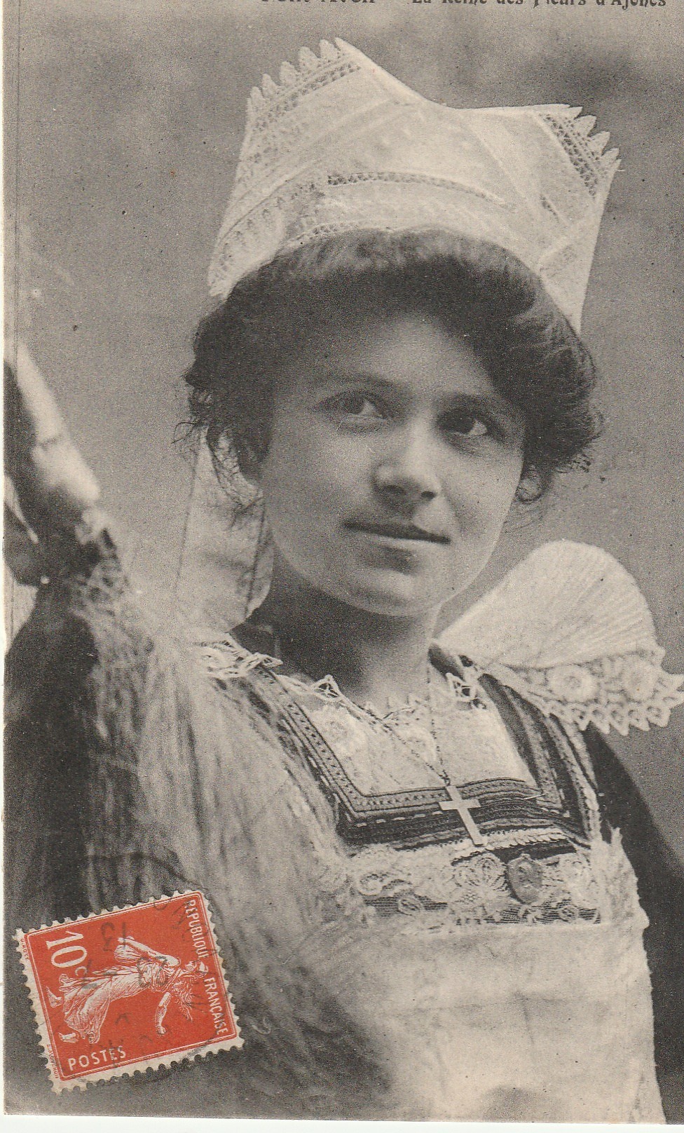 29 PONT-AVEN. La Reine des Fleurs d'Ajoncs 1913