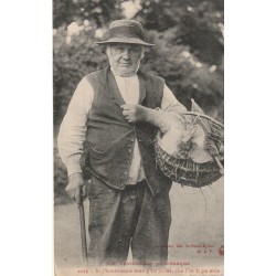 REGIONS. La Normandie pittoresque Paysan avec ses canards 1927