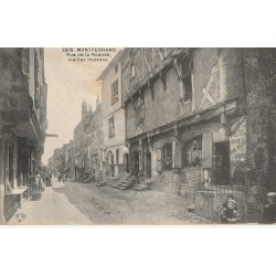 63 MONTFERRAND. Vieilles maisons et Commerces rue de la Rodade 1954