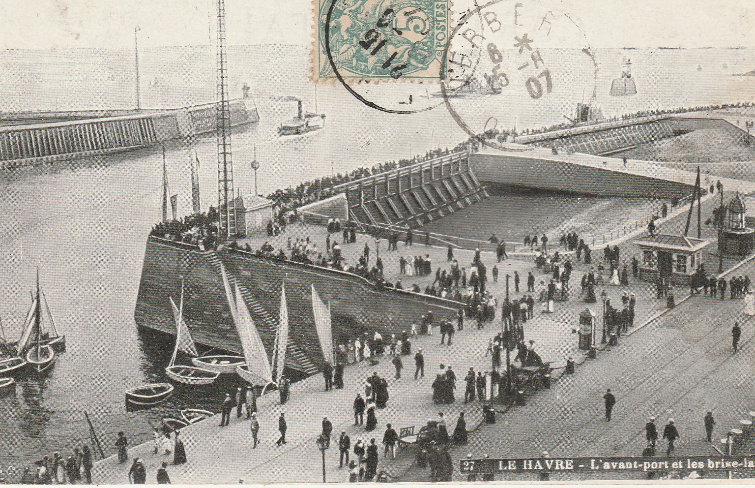 76 LE HAVRE. L'Avant-Port et les brise-lames 1907