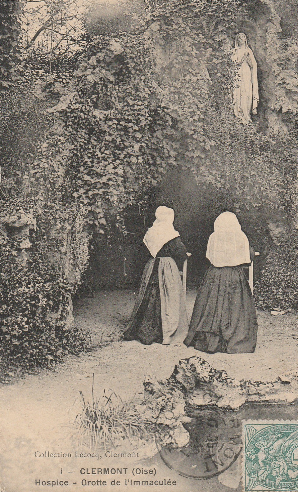 60 CLERMONT. Hospice Grotte de l'Immaculée avec femmes en prière 1907