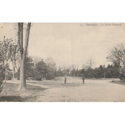 82 MONTAUBAN. Promeneurs sur le Cours Foucault 1906